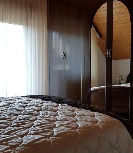 Apartma Sabatus דירה